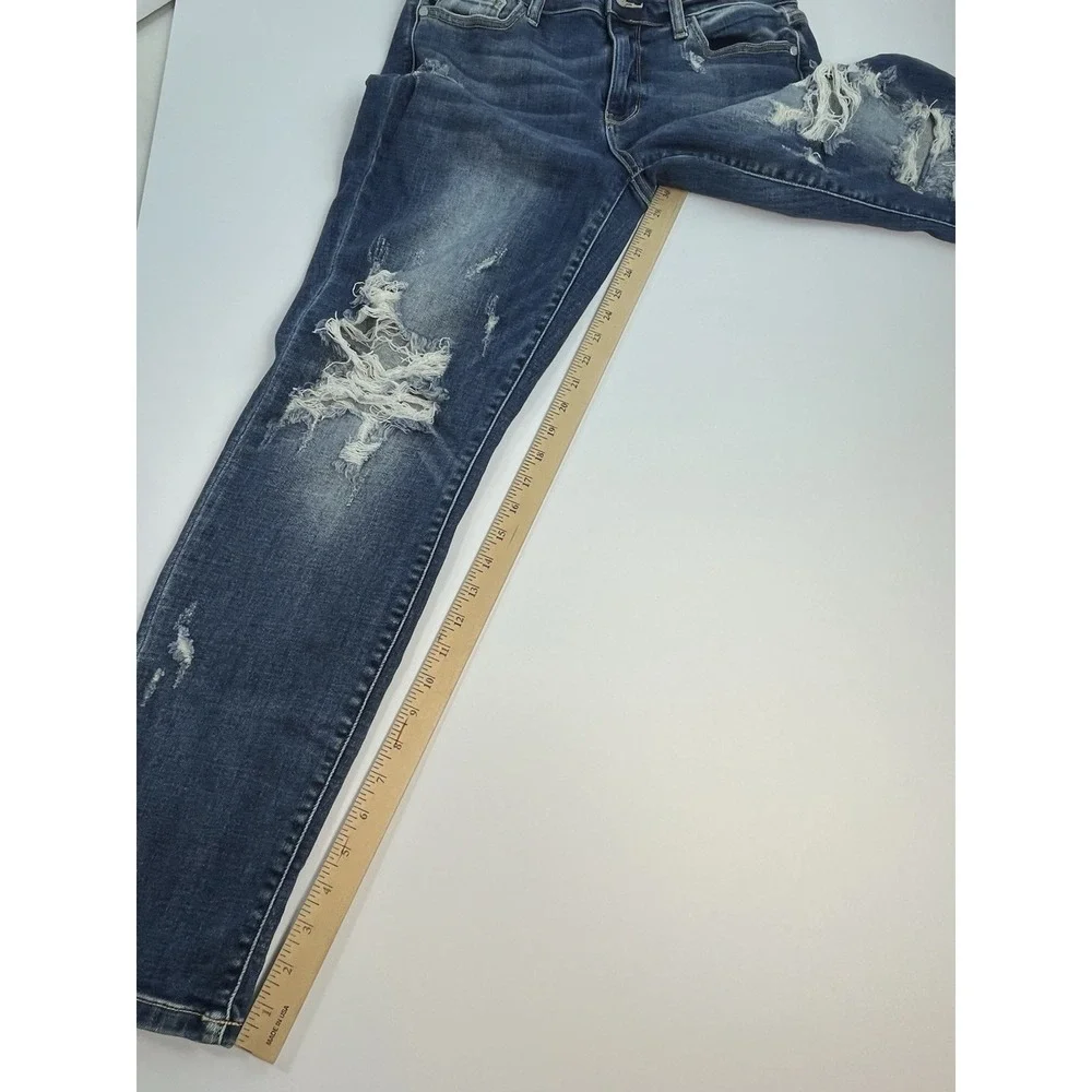 Judy Blue Jeans Womens 11/30 Blue Boyfriend Fit Distressed JB82427MD Mid Rise
